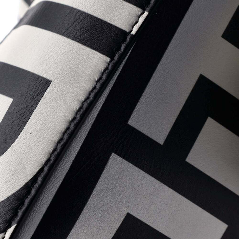 Fendi Marc Jacobs Baguette NM Medium - Picture 5 of 7